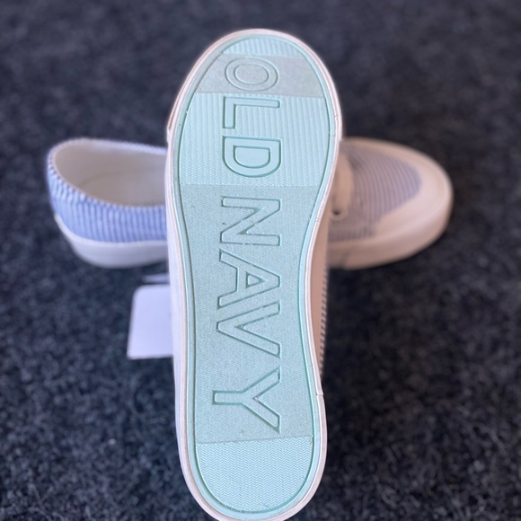 *NWT* New Old Navy espadrilles Sz6. - Picture 4 of 5